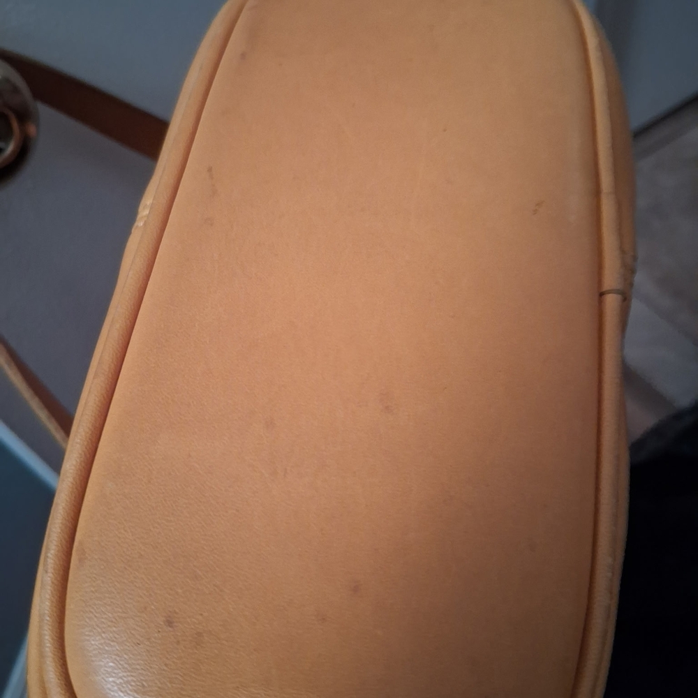 Coach Yellow Leather Shoulder Bag - Picture 4 of 7